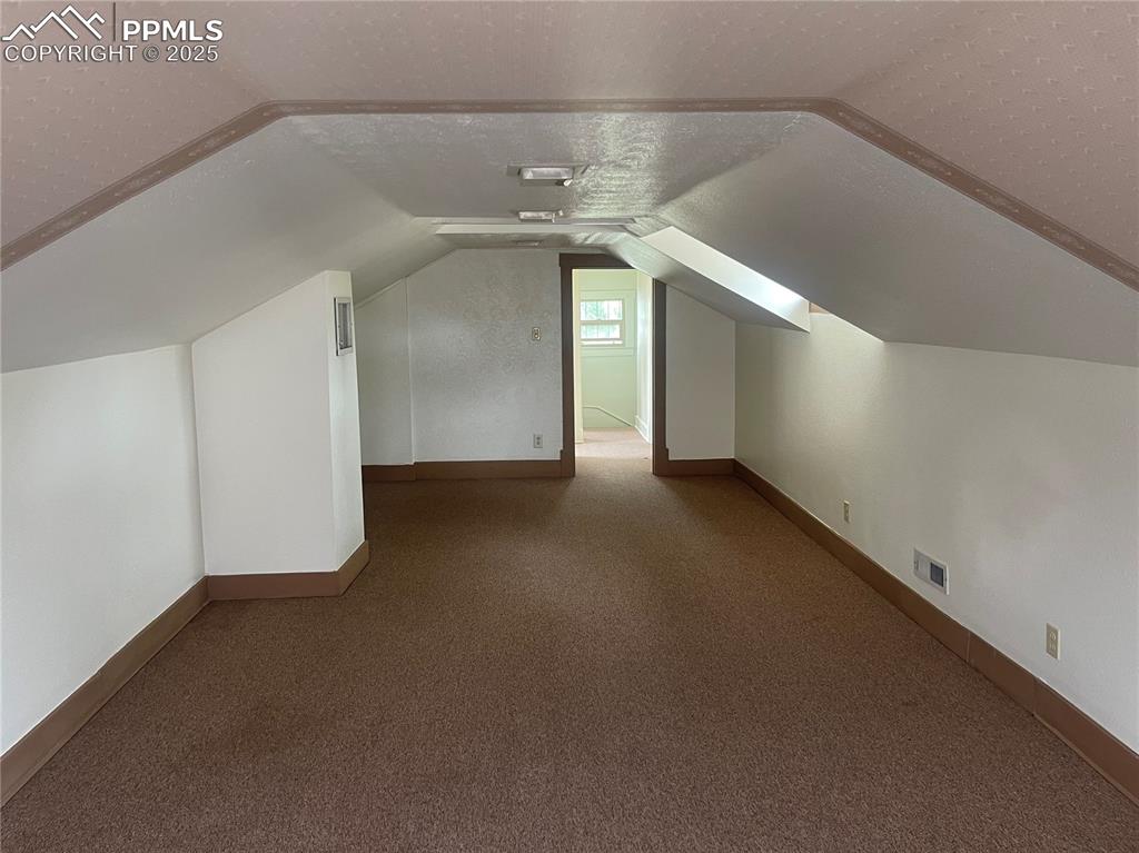 Image 24 of 39: 2nd Floor