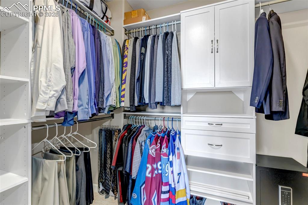 Image 29 of 46: View of spacious closet