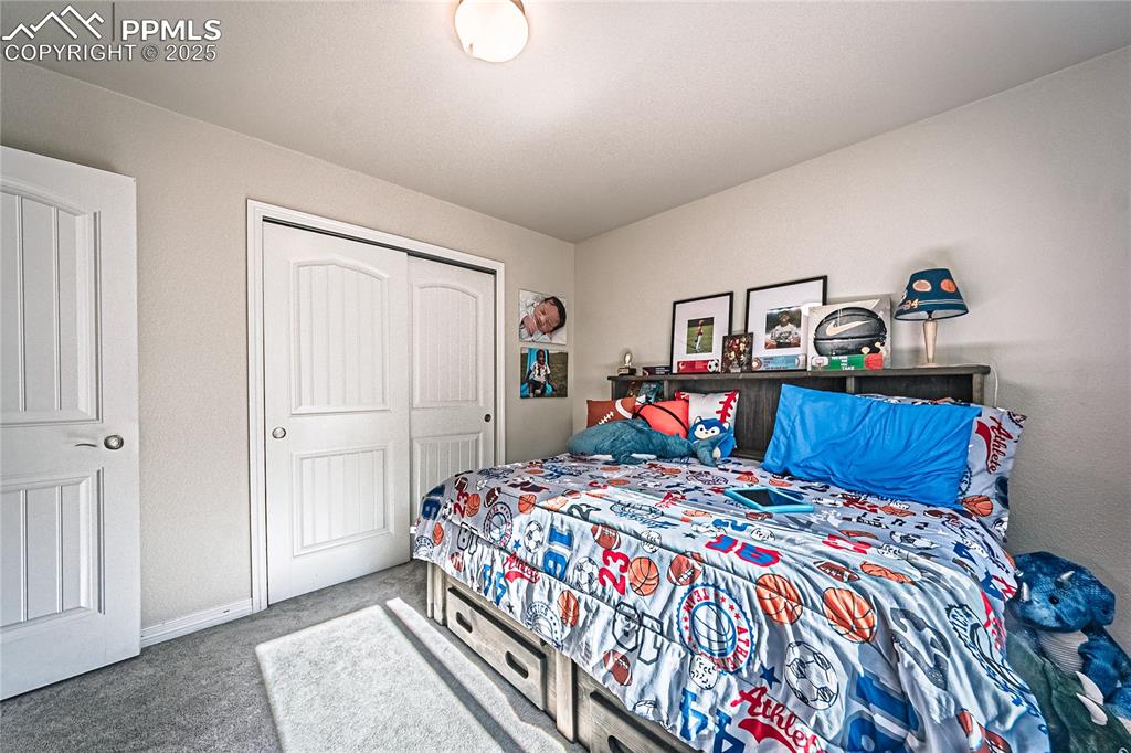 Image 21 of 38: Bedroom