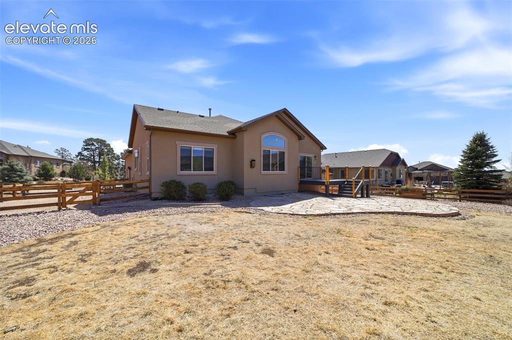 Image 44 of 50: Fully-fenced backyard!