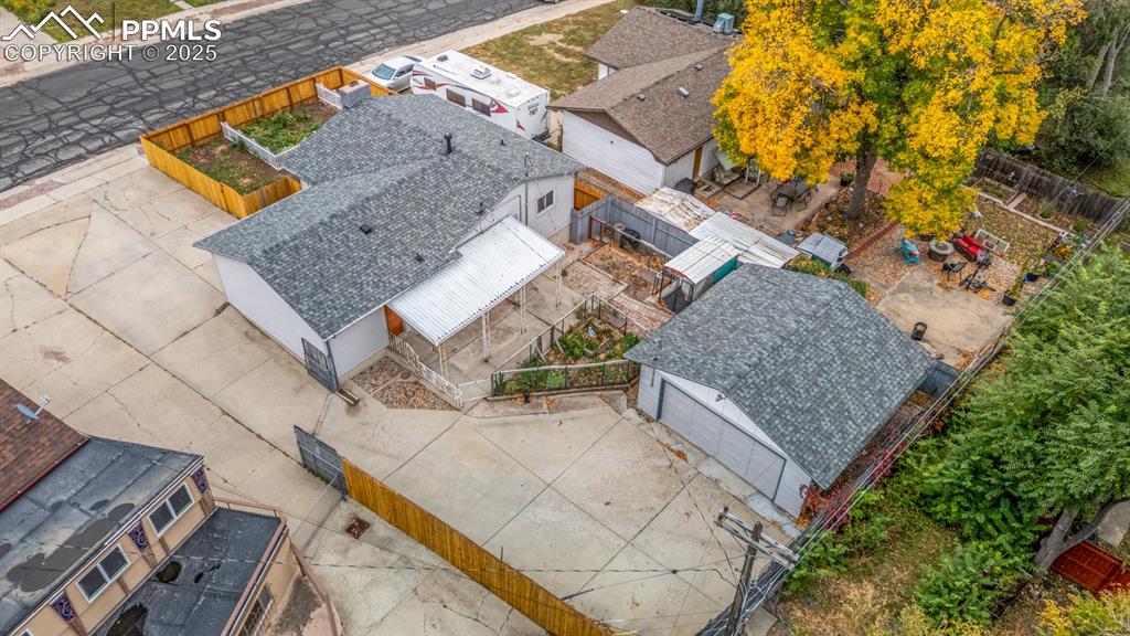 Image 30 of 36: Backyard aerial view