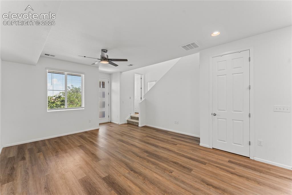 Image 11 of 35: Living Room