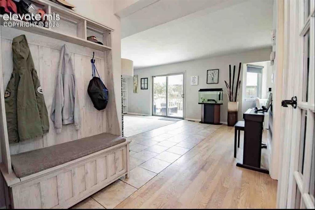 Image 19 of 49: Mud Room