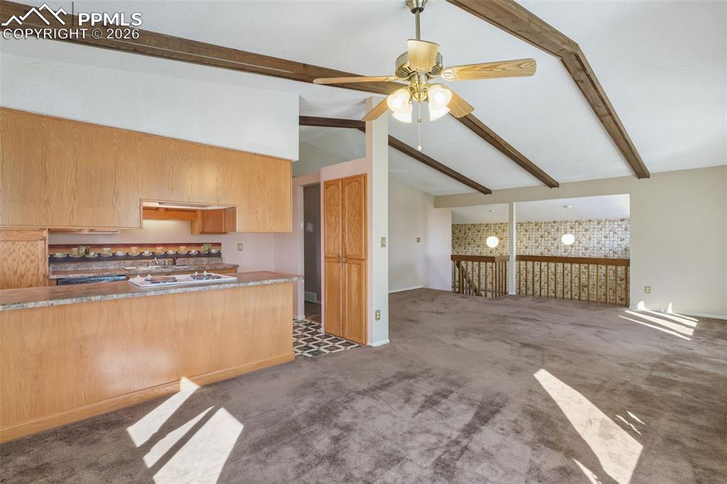 Image 8 of 37: Kitchen