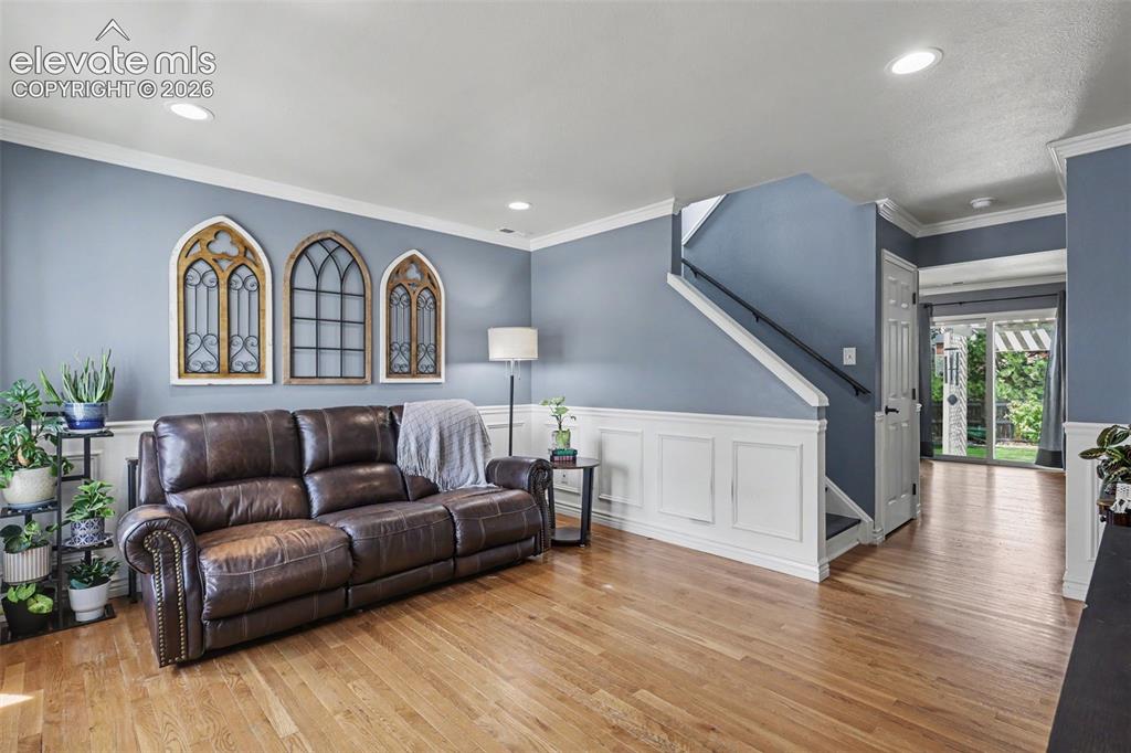 Image 6 of 38: Living Room