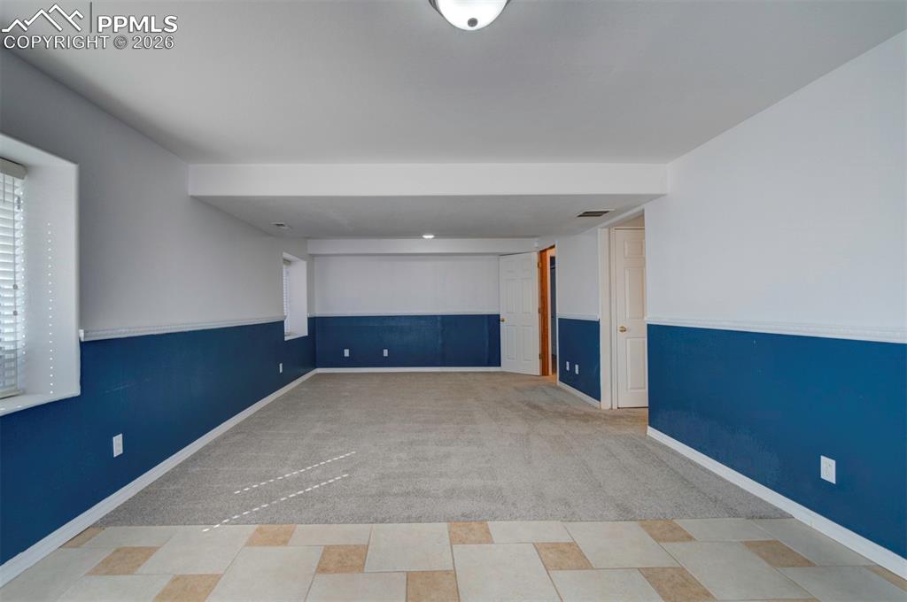 Image 25 of 39: Family Room