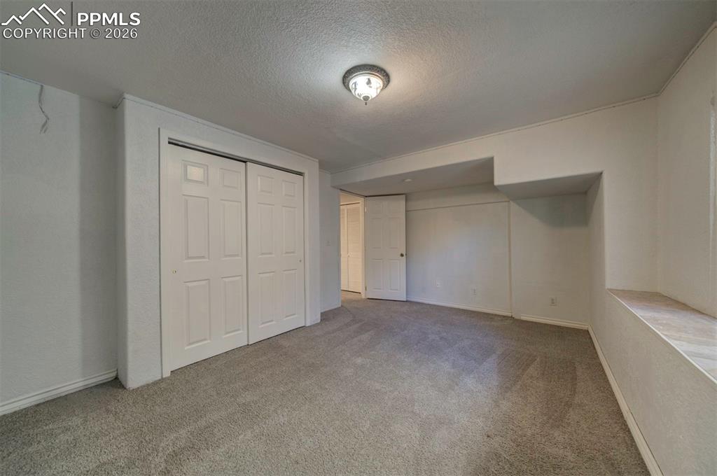 Image 30 of 39: Bedroom 3