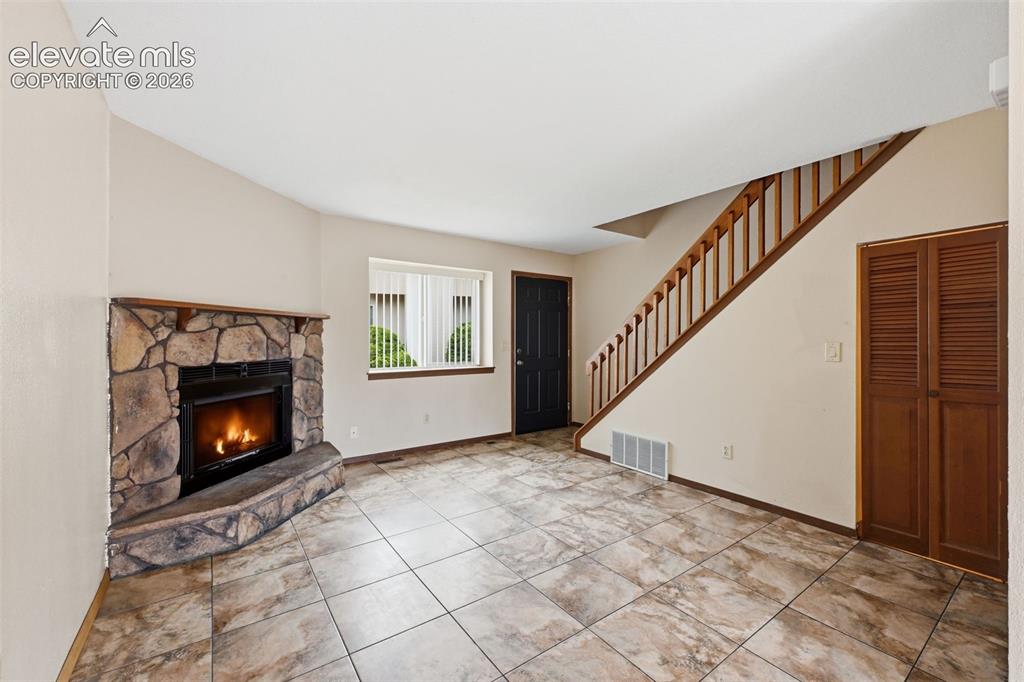 Image 6 of 27: Living Room