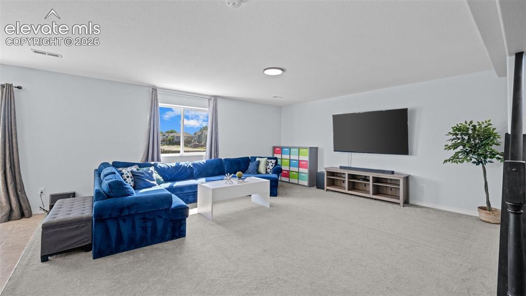 Image 7 of 40: Living Room