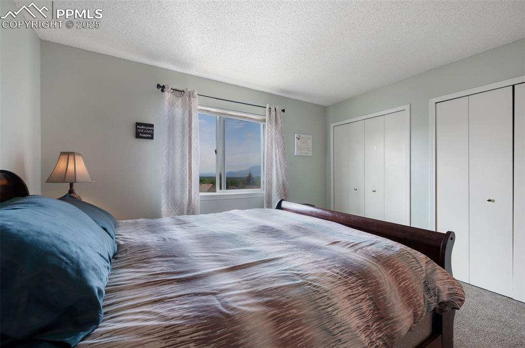 Image 21 of 43: Bedroom