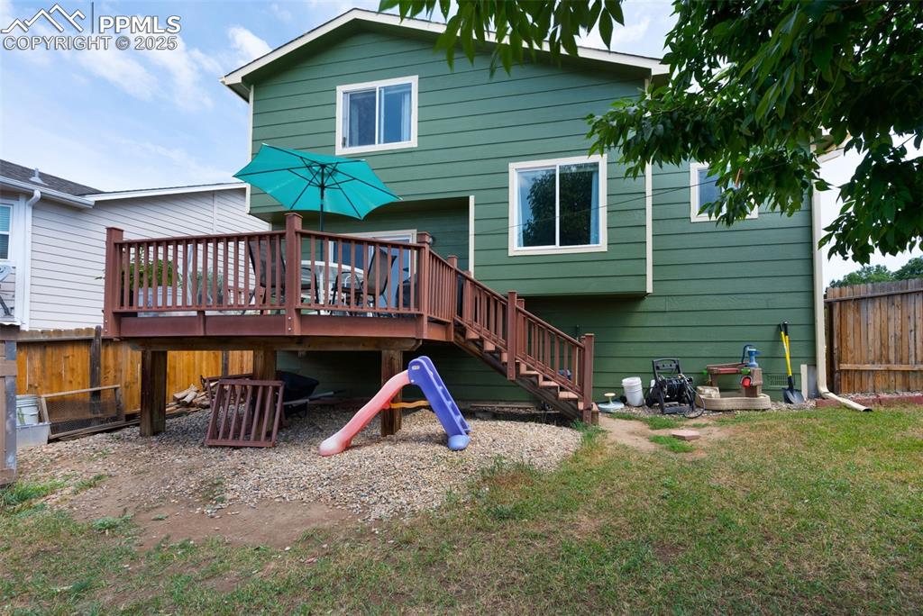 Image 39 of 43: Back of Structure