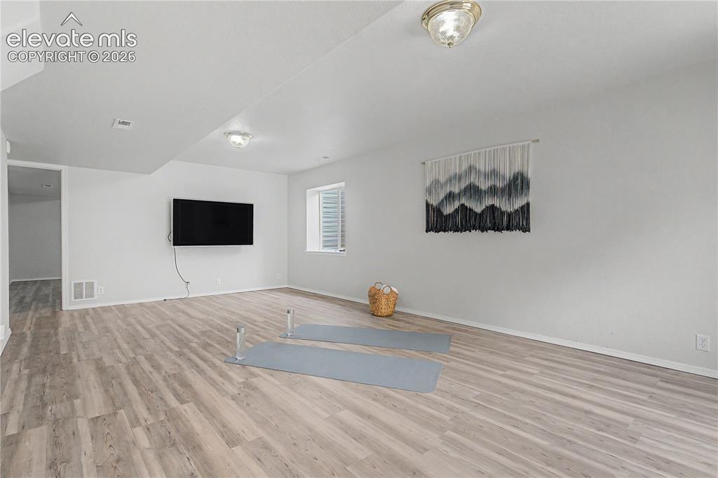 Image 38 of 44: Recreation Room