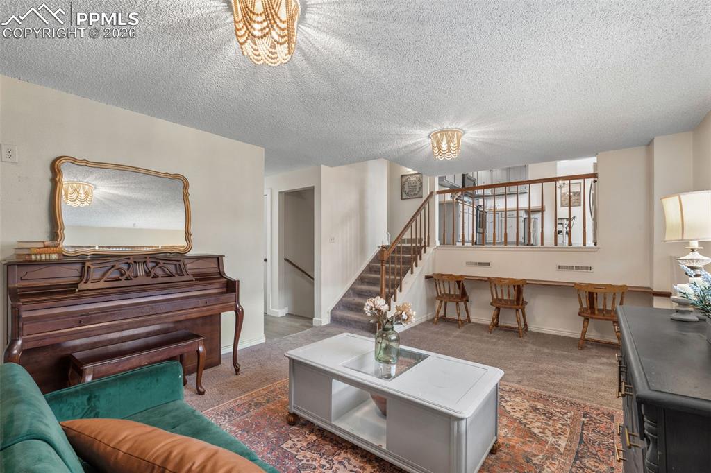 Image 18 of 40: Living Room