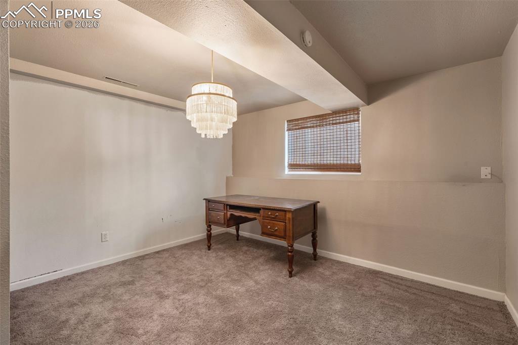 Image 35 of 40: Bedroom