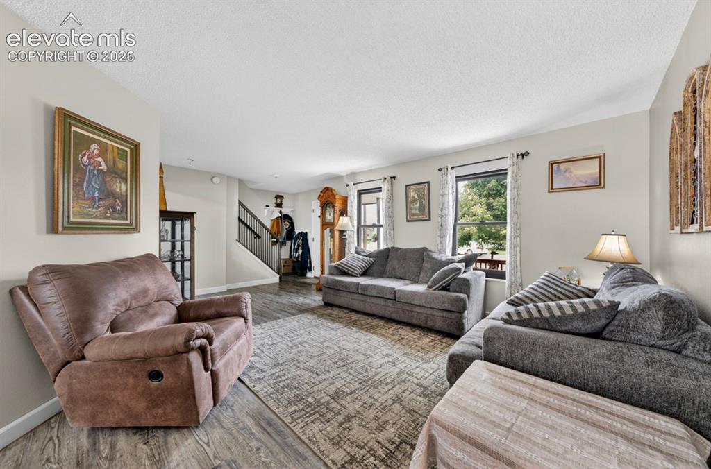 Image 14 of 42: Living Room
