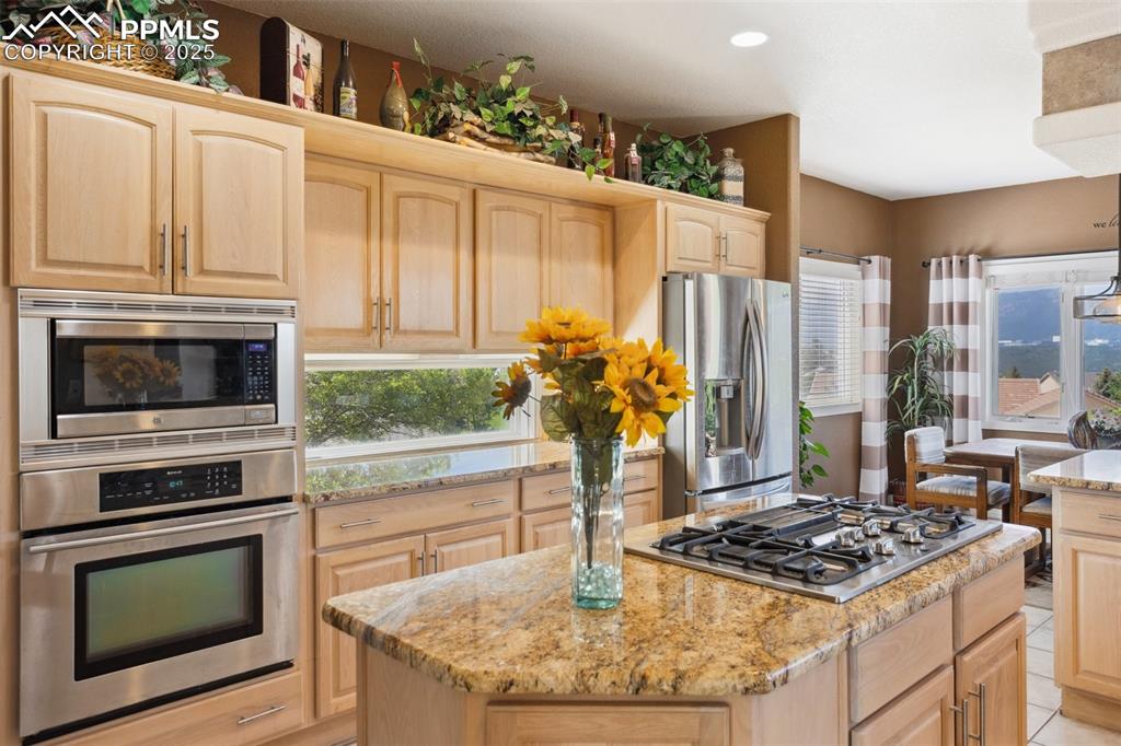 Image 11 of 49: Gorgeous Granite!