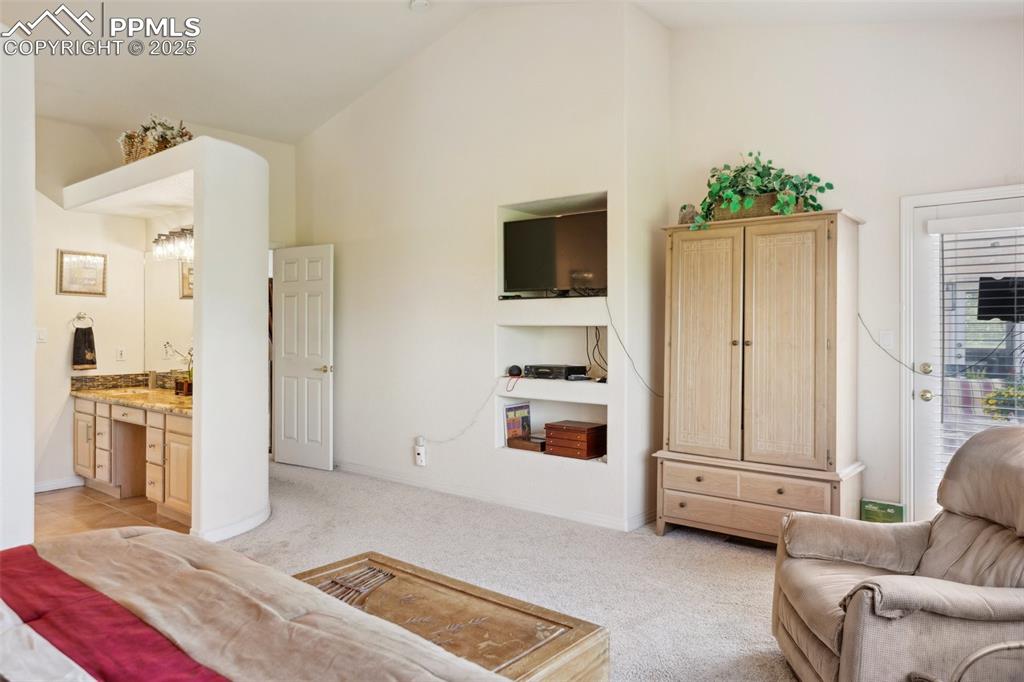 Image 26 of 49: Built in Media Niche!
