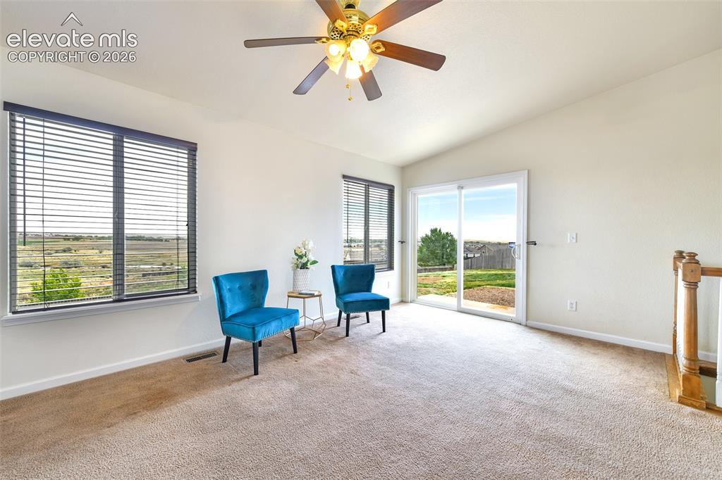 Image 8 of 33: Sitting Room