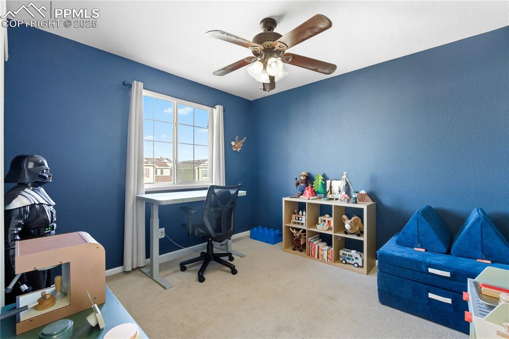 Image 25 of 38: Bedroom