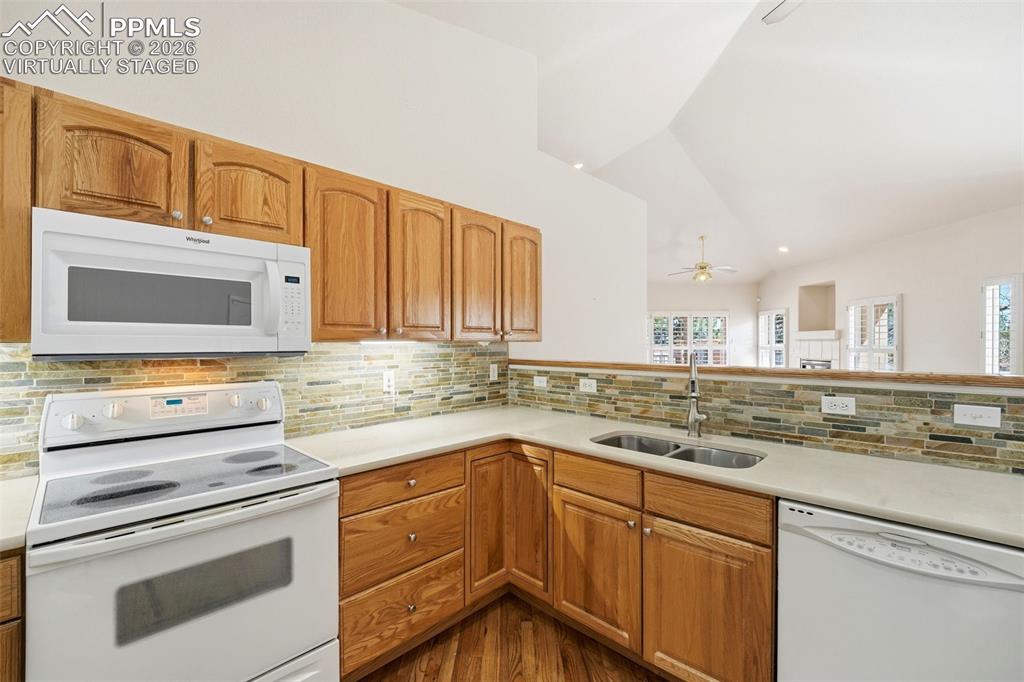 Image 17 of 48: Virtually Staged