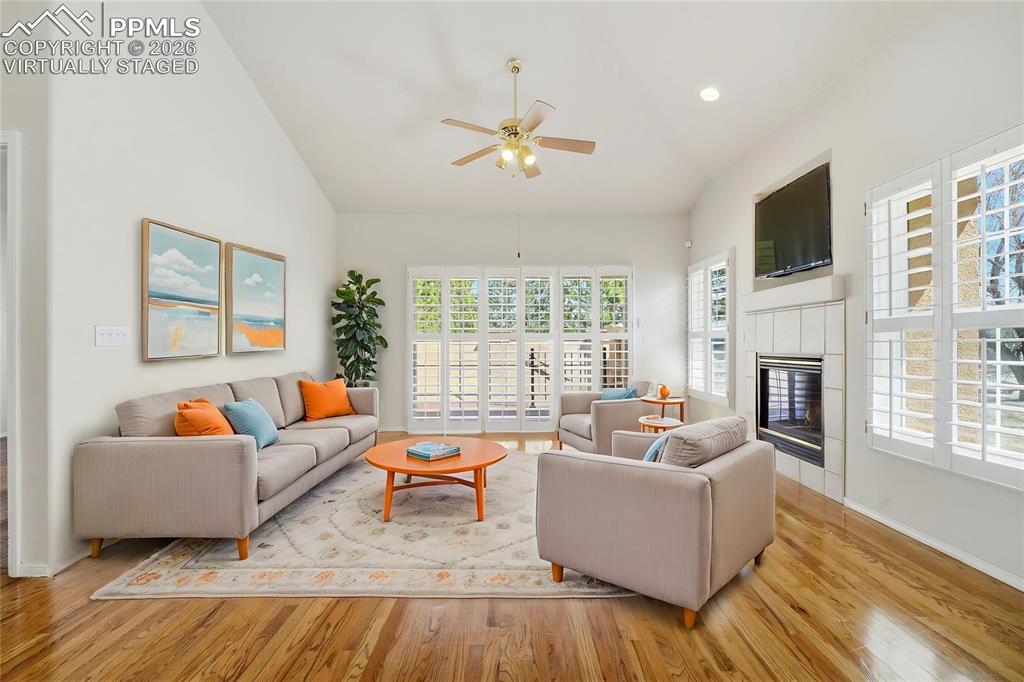 Image 5 of 48: Virtually Staged