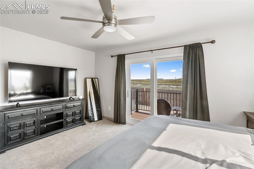 Image 21 of 41: Master Bedroom