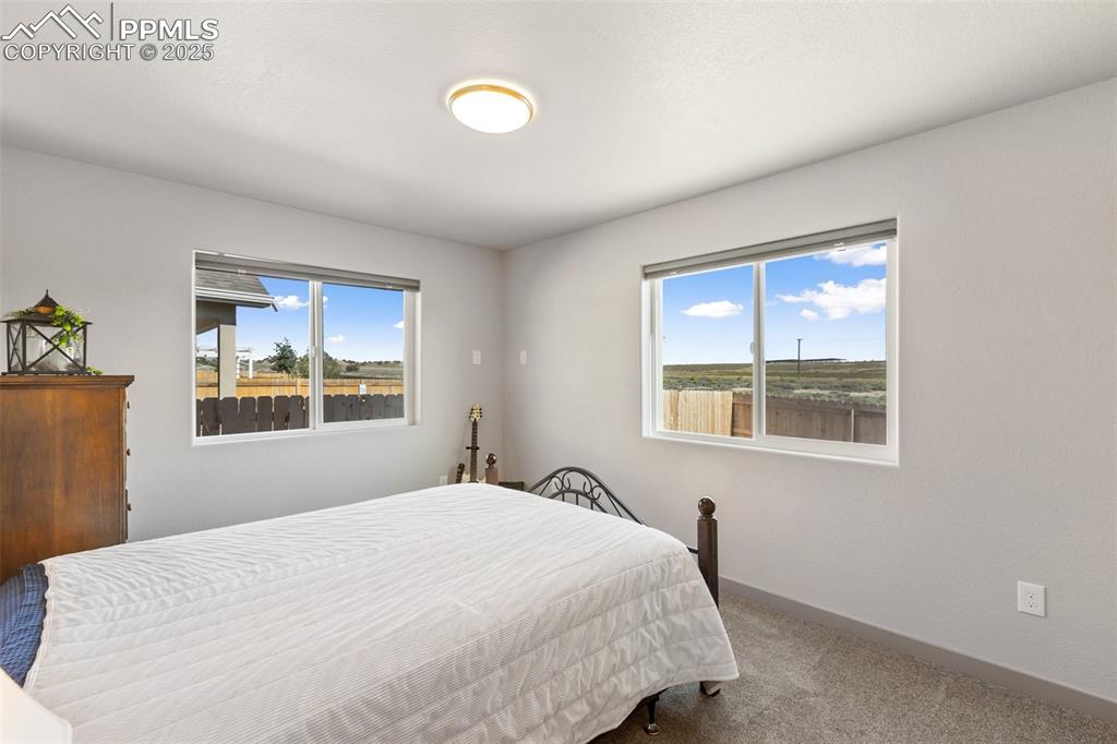 Image 26 of 41: Bedroom