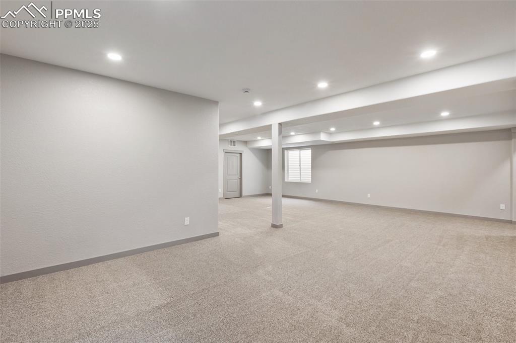 Image 32 of 41: Basement