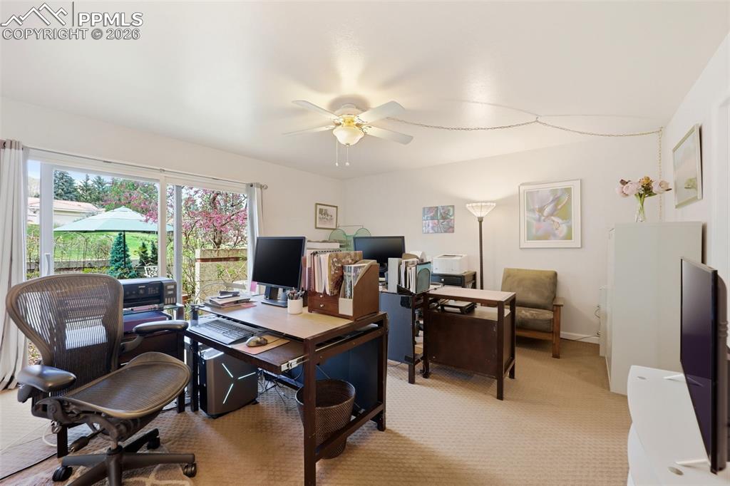 Image 20 of 47: Office