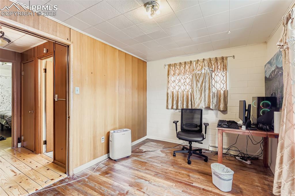 Image 43 of 49: Bedroom3/Office - Single Family Detached Home