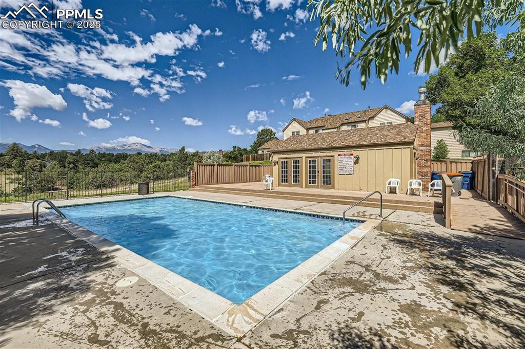 Image 16 of 20: Community pool 