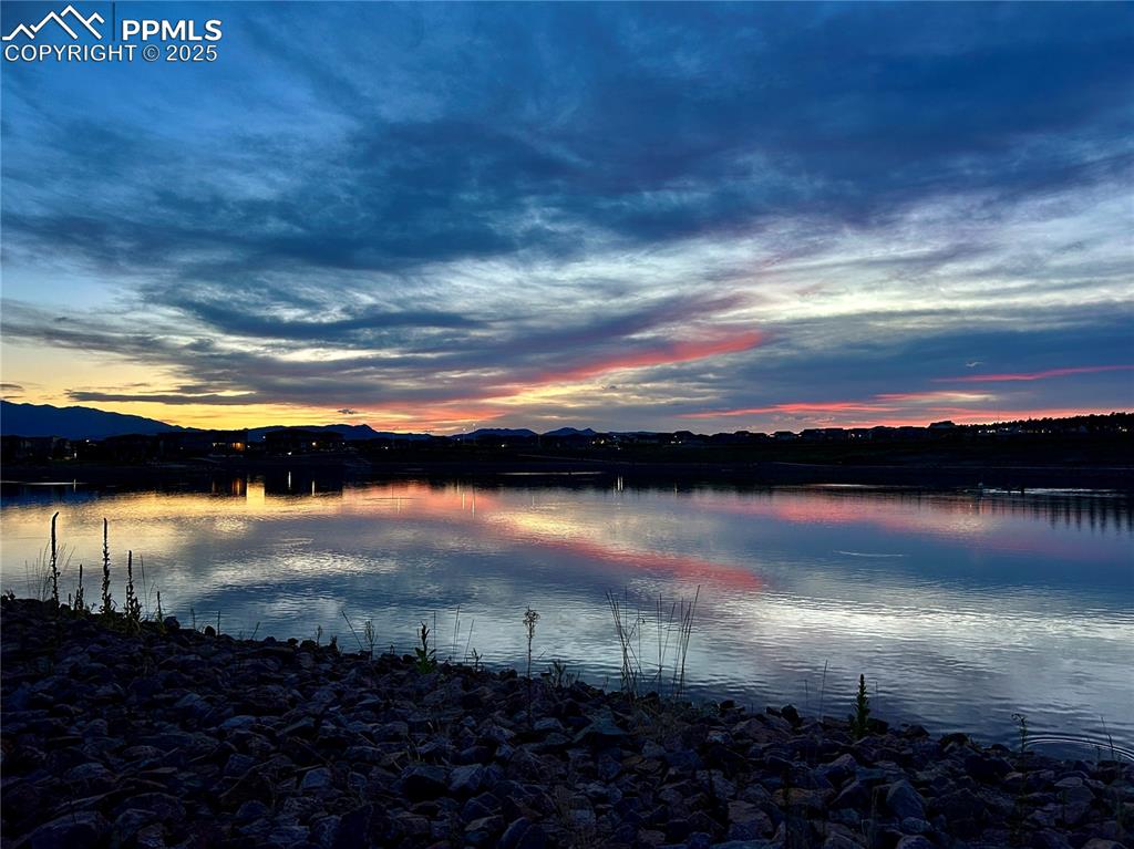 Image 26 of 30: Wolf Lake sunset