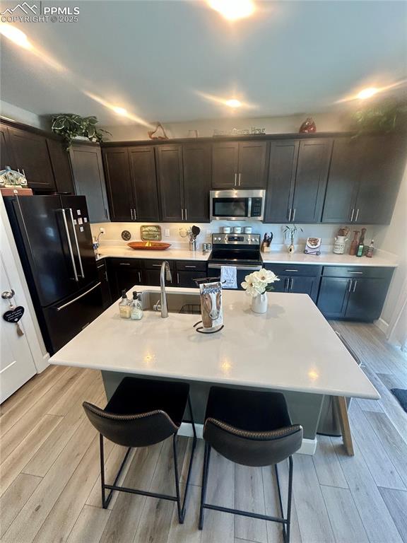 Image 9 of 30: Kitchen