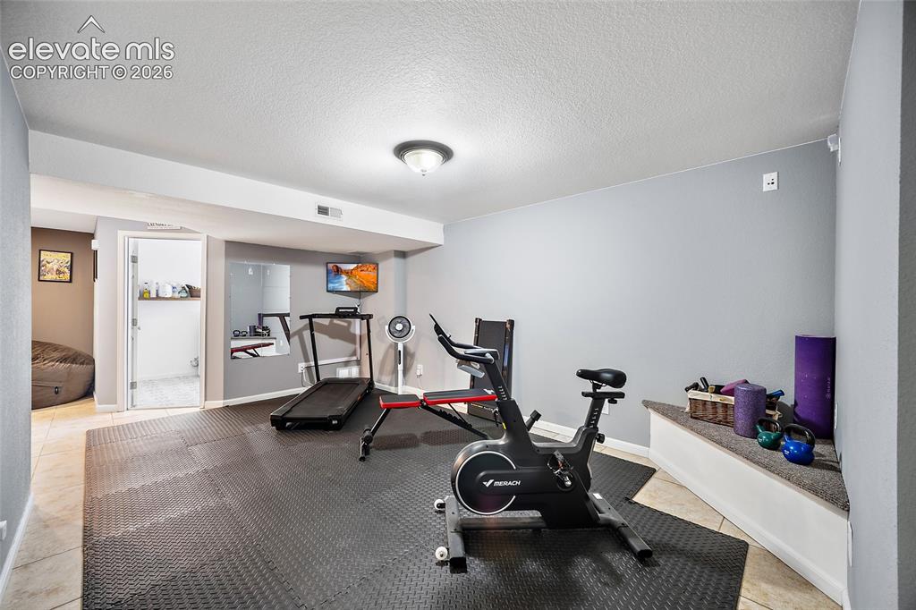 Image 22 of 42: Exercise Room