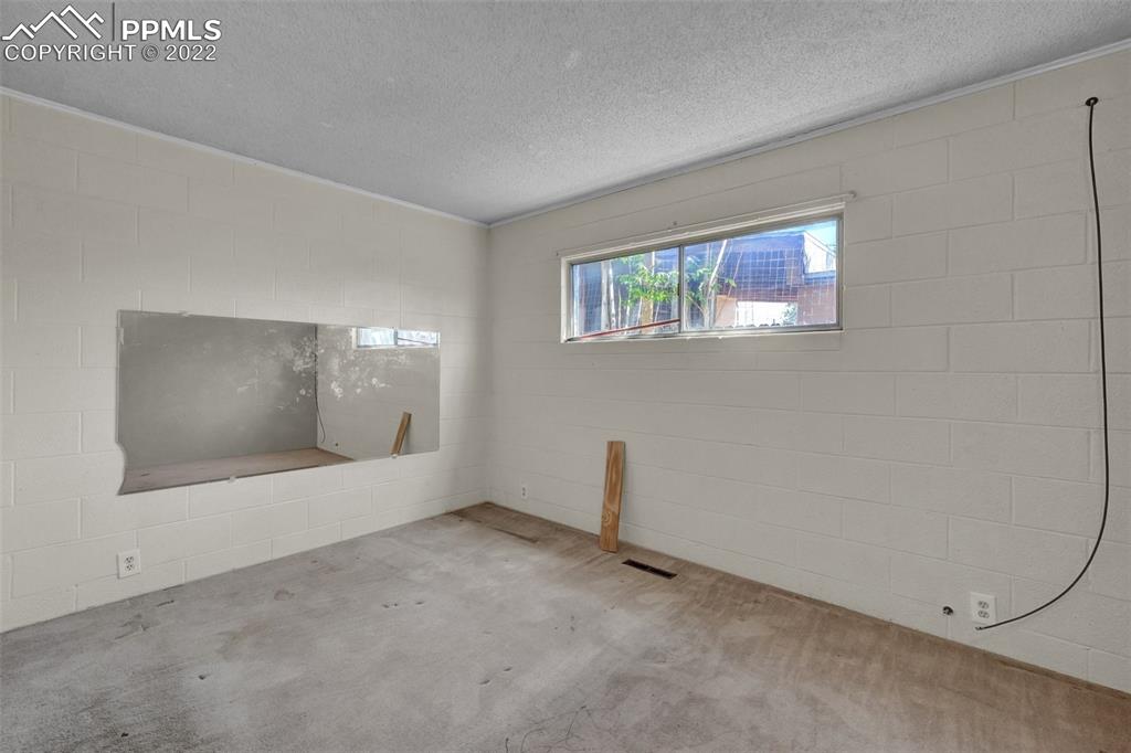 Listing 4527252, Image 22 of 26