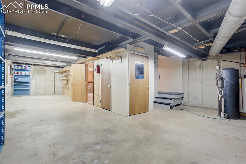 Image 36 of 48: No Description Available