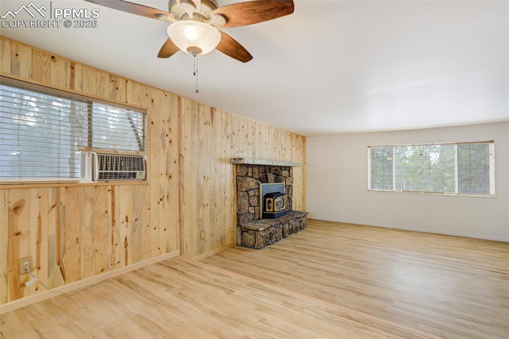 Image 9 of 48: No Description Available