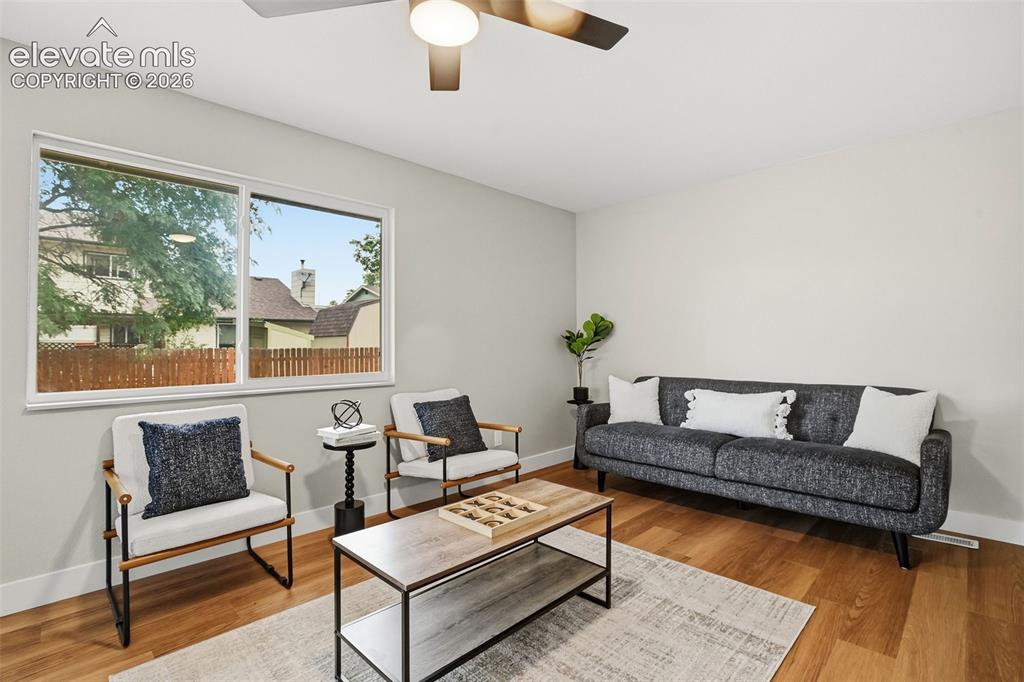 Image 14 of 44: Living Room