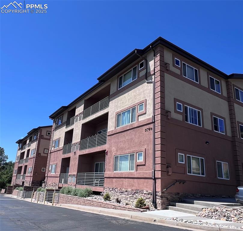 Image 2 of 30: View of building exterior