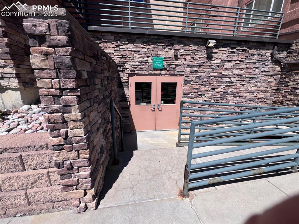 Image 3 of 30: View of secure doorway to property