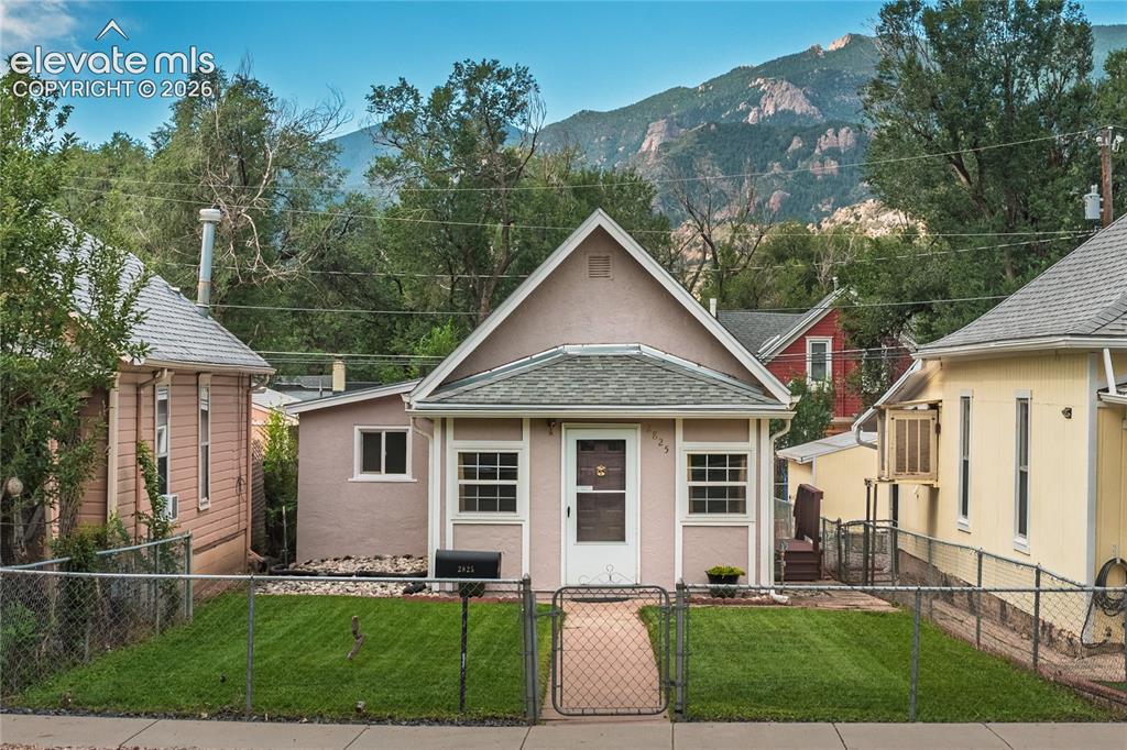 Caption: Quaint Old Colorado City home