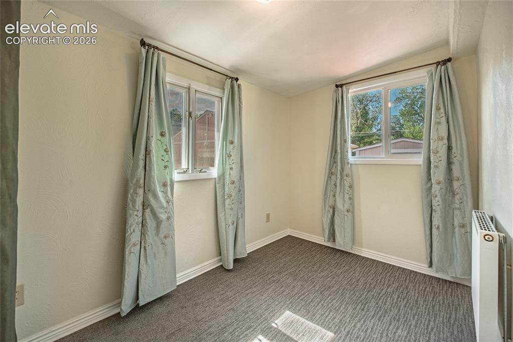 Image 16 of 27: Bonus Room