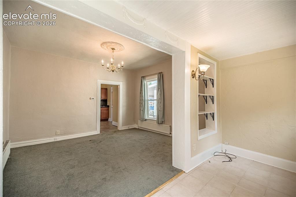 Image 5 of 27: Living Room