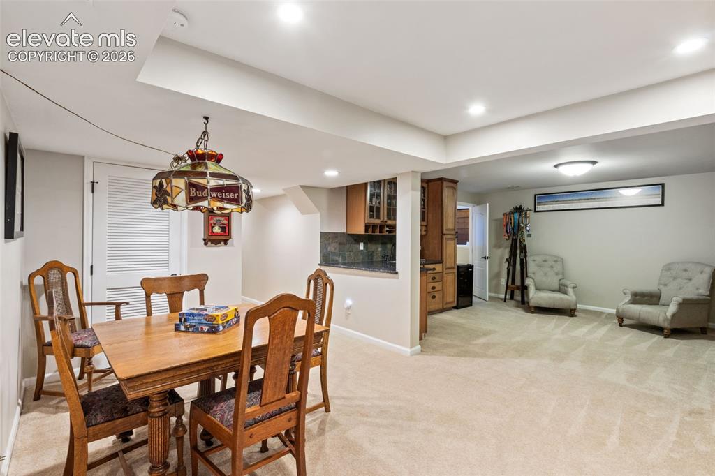 Image 32 of 36: Bonus Room