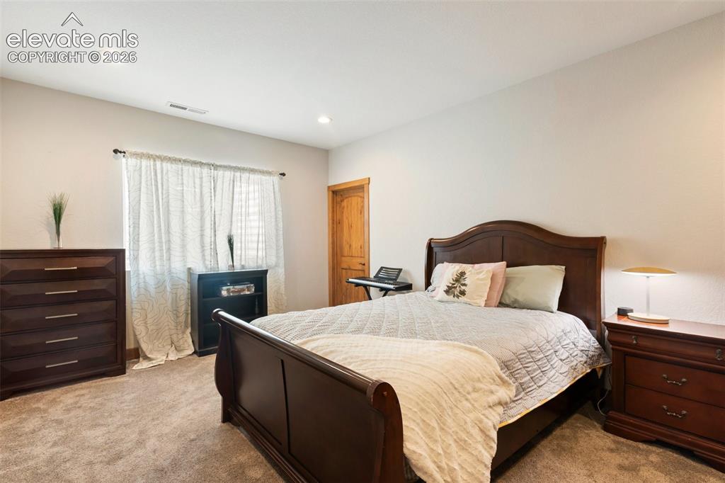Image 43 of 48: Bedroom