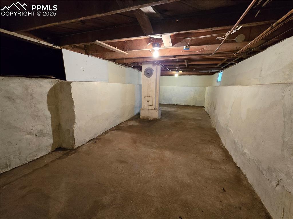 Image 19 of 34: Basement