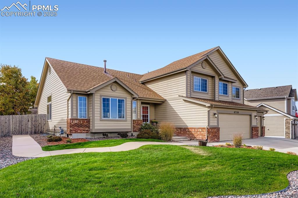 Image 2 of 28: Front of Structure