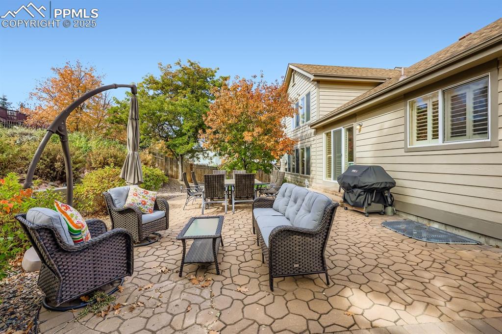 Image 26 of 28: Patio