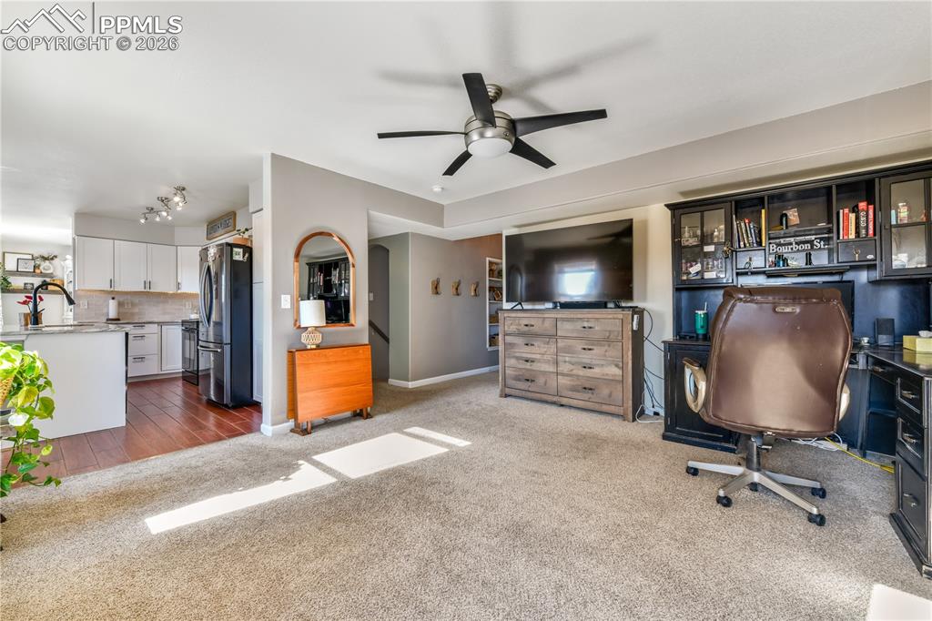 Image 13 of 50: Family Room