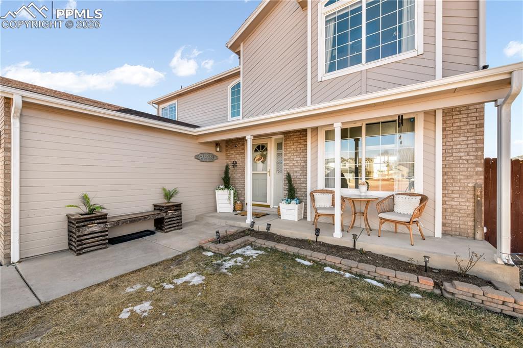 Image 39 of 50: Entry